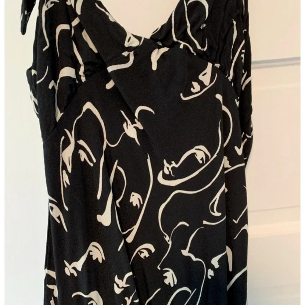 DISSH Black and White Midi Dress - Picture 5 of 6